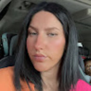 Meet your Posher, Makayla